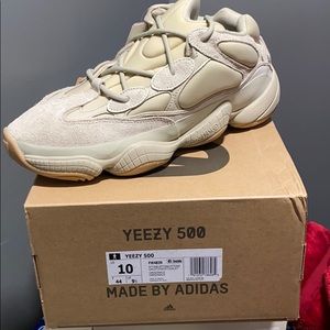 Yeezy 500 stone